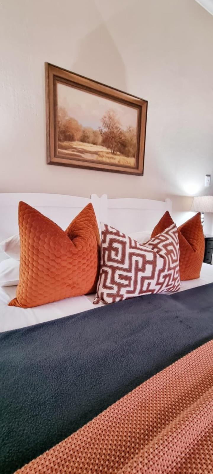 The Merino Guest House Beaufort West Exterior photo